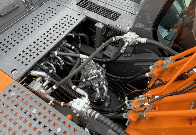 Develon DX350LC-7_10224 (12).JPG