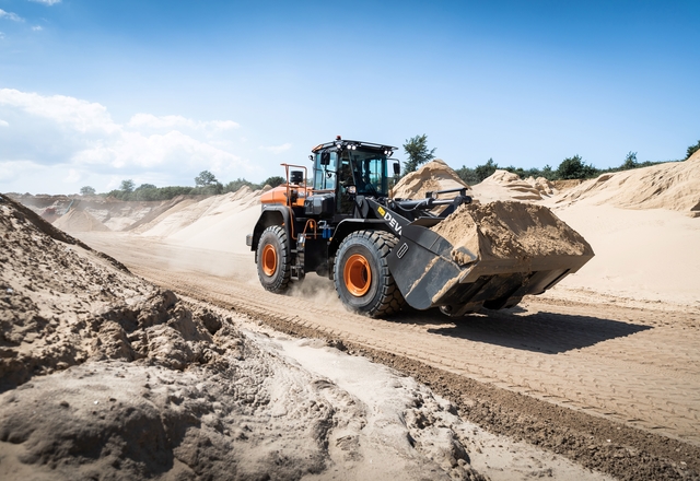 Shovel_TeKoop_Develon_Doosan_03